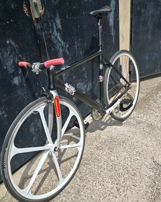 Bicicletta fixed