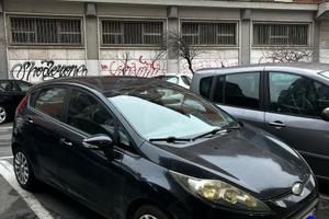 Ford fiesta 1.2 60 CV - 2010