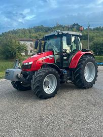 Trattore MF 5713 S Dyna 4