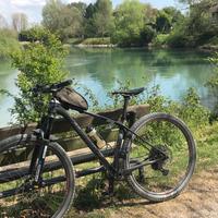 Mountain bike Merida con telaio in carbonio