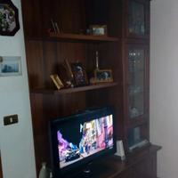 Mobile soggiorno con vetrina in legno