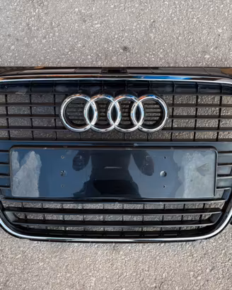 Mascherina griglia anteriore originale Audi A1