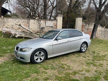 BMW 320 D 