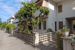 Villetta a schiera di 120 m² con 3 locali e box au