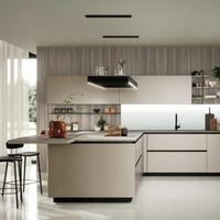 CUCINA CON PENISOLA+PIANO SNACK CON COLONNE