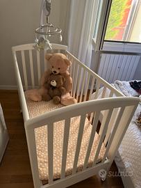 culla in legno laccata