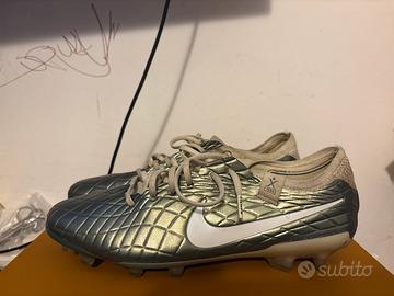 Scarpe da calcio nike riempi élite