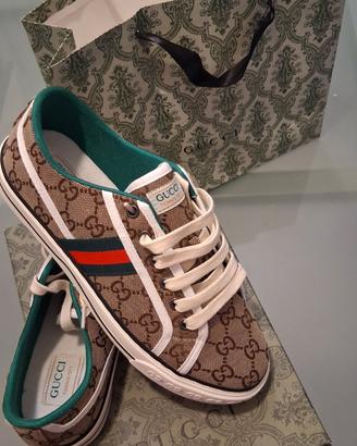 scarpe Gucci, nuove, 43 