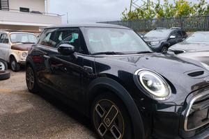 Mini Full Electric Cooper SE Yours e-tape display