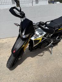 Aprilia Dorsoduro 750 ABS
