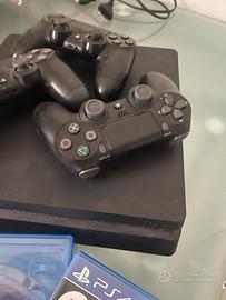 PS4 PRO 1TB + 4 Giochi