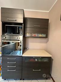 cucina scomposta