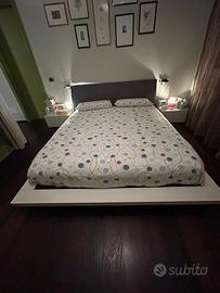 Letto matrimoniale e comodini