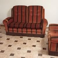 Divano + poltrone  stile retrò