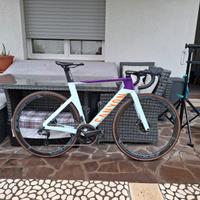 Canyon Aeroad CF SLX