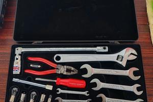 Attrezzi originali Jaguar Kit Cassetta Degli Attre