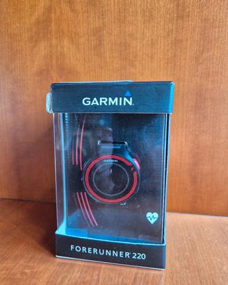 Garmin Forerunner 220 con fascia cardio