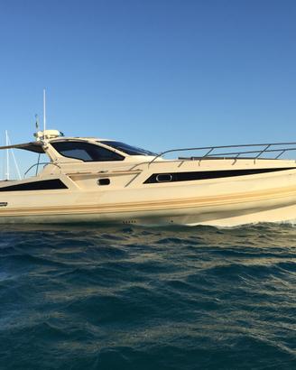 Solemar 44.1 con 2 x 400 Hp Volvo Penta