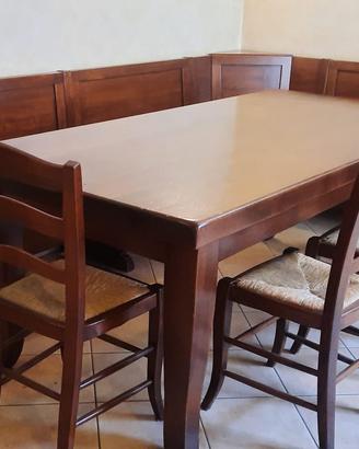 mobili taverna
