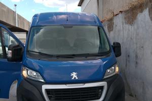 Peugeot boxer,