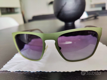 Occhiali Guess con lenti Carl Zeiss