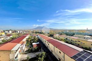 2 LOCALI A NAPOLI