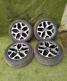 Cerchi e gomme Captur da 205/55/17