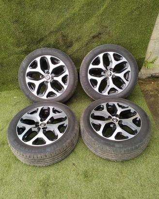 Cerchi e gomme Captur da 205/55/17