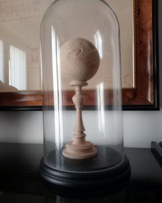 Ampolla di vetro con sfera legno