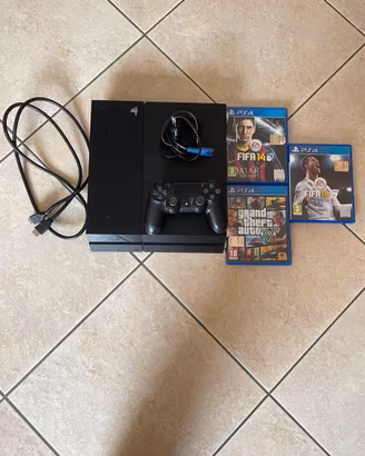 PS4 FAT 500GB+controller, fifa 14e18, GTA5 e cavi