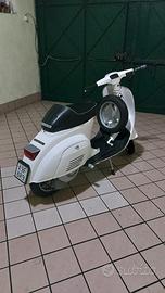 Vespa 50 special