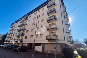 3 LOCALI A VENEZIA