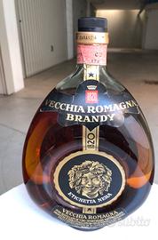 Bottiglie di liquore vintage : Vecchia Romagna E.