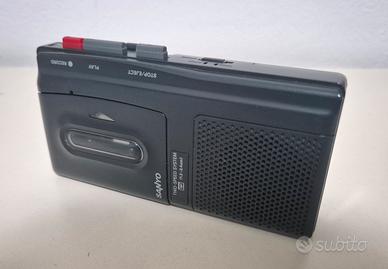 Mini registratore Sanyo vintage 