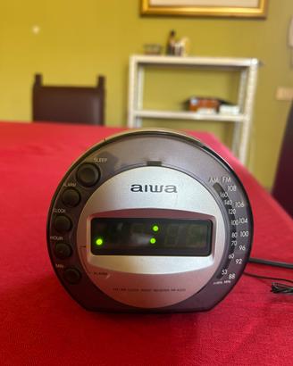 Radio Sveglia Vintage AIWA FR-A220 – Design Curvo