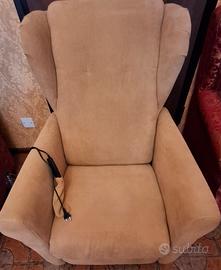 Poltrona relax elettica con telecomando