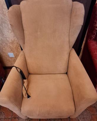 Poltrona relax elettica con telecomando