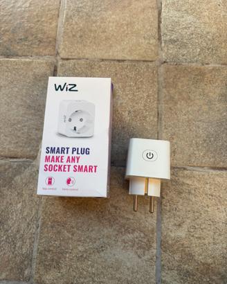 Presa Intelligente WiZ Smart Plug Wi-Fi - NUOVA