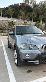 Bmw x5 e70 del 2008 193000 km , tagliandi regolari