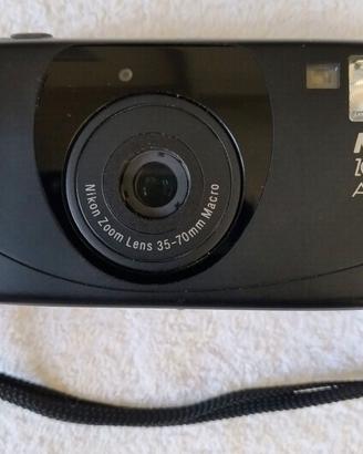 Nikon Zomm 310 AF fotocamera analogica