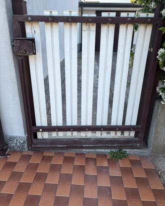 Cancelletto a sbarre per chiusura giardino