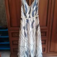 Vestito da cerimonia elegante e raffinato