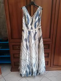 Vestito da cerimonia elegante e raffinato