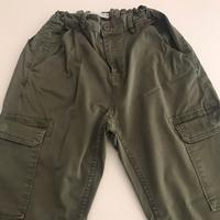Pantaloni cargo