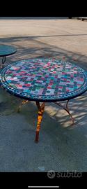 Tavolo in mosaico