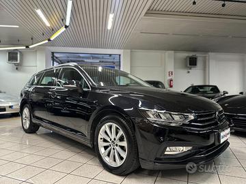 VOLKSWAGEN Passat Variant 2.0 TDI EVO DSG Busine