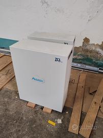rack per batterie fotovoltaico pylontech