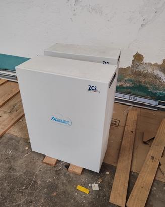 rack per batterie fotovoltaico pylontech