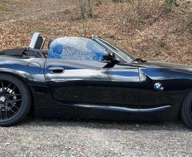 BMW Z4, all black, cerchi18, molle ribassate,