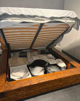 Letto matrimoniale con contenitore